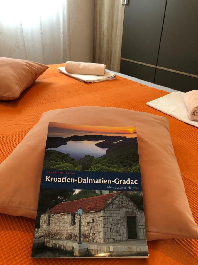 4 Sisters Apartments Gradac  Eksteriør billede