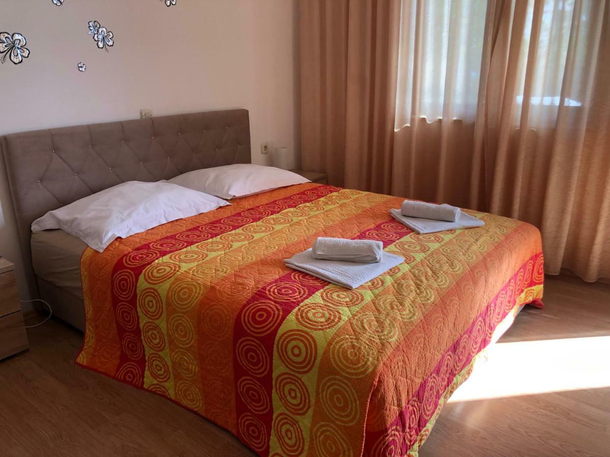 4 Sisters Apartments Gradac  Eksteriør billede